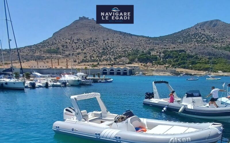 marsala-favignana-dinghy-tour-with-wine-tasting