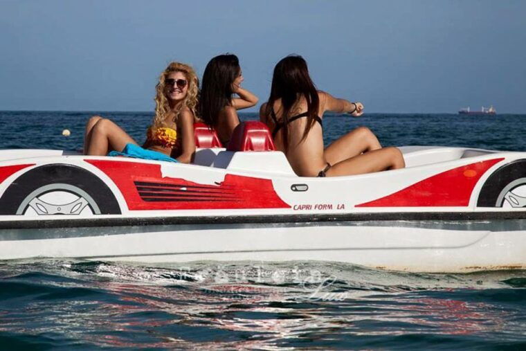 marsaskala-paddle-boat-rental-in-st-thomas-bay