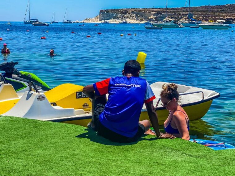 marsaskala-paddle-boat-rental-in-st-thomas-bay