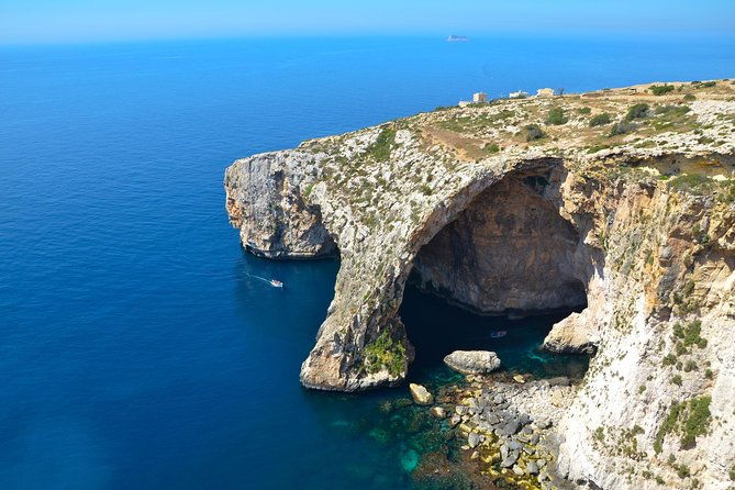 marsaxlokk-market-and-blue-grotto-guided-tour-2