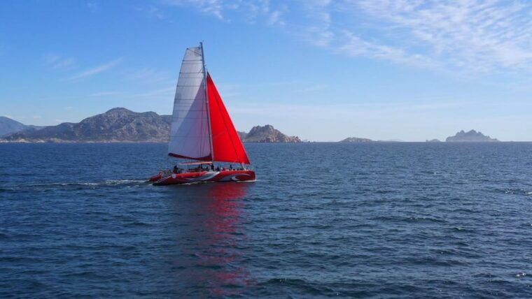 marseille-calanques-catamaran-cruise-with-lunch-wine