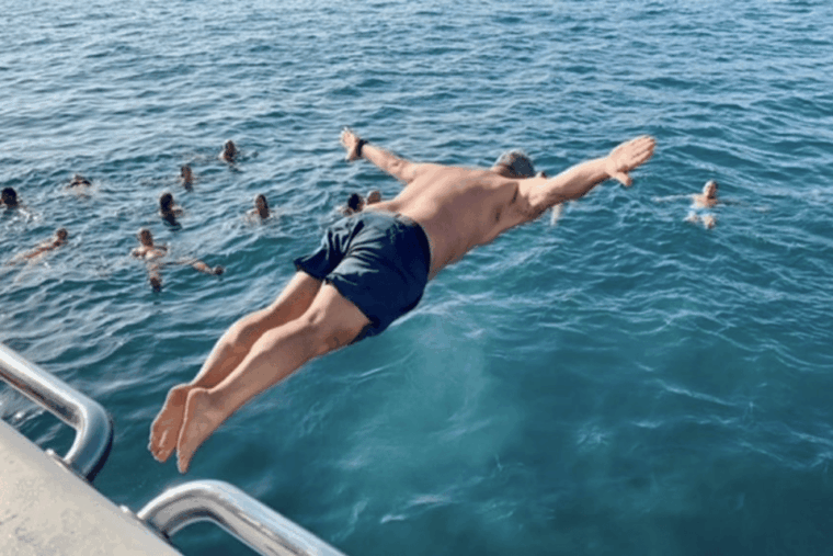 marseille-calanques-catamaran-cruise-with-lunch-wine