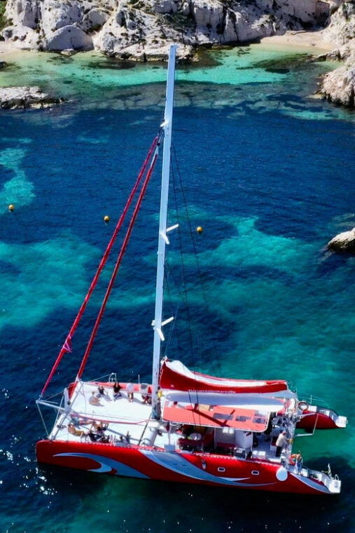 marseille-calanques-catamaran-cruise-with-lunch-wine