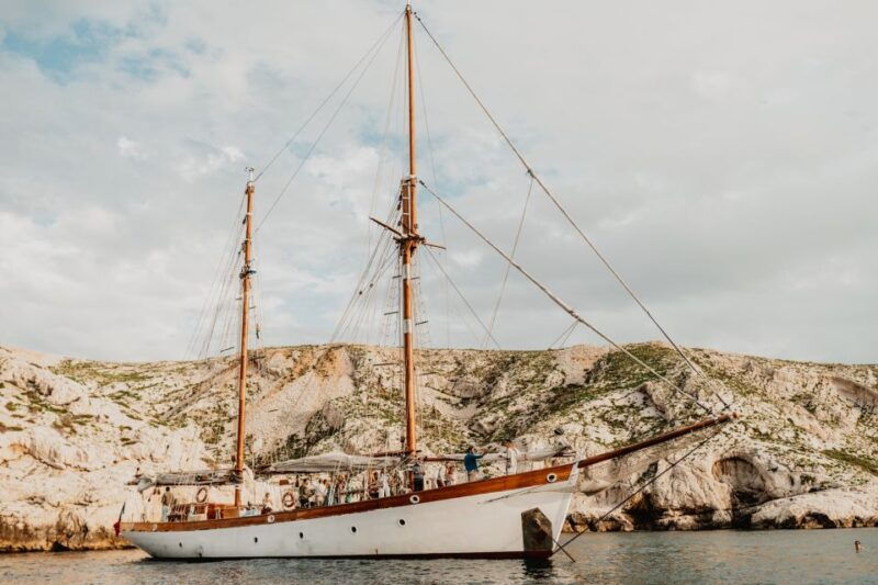marseille-calanques-sailing-day-trip-with-lunch-and-wine