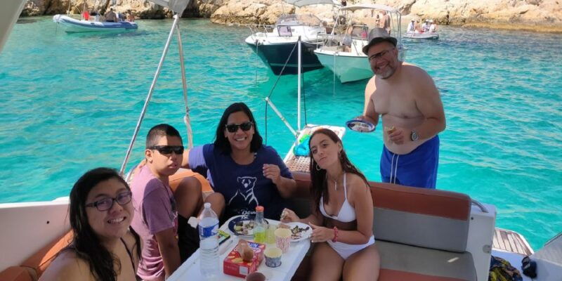 marseille-day-boat-ride-in-the-calanques-with-wine-tasting