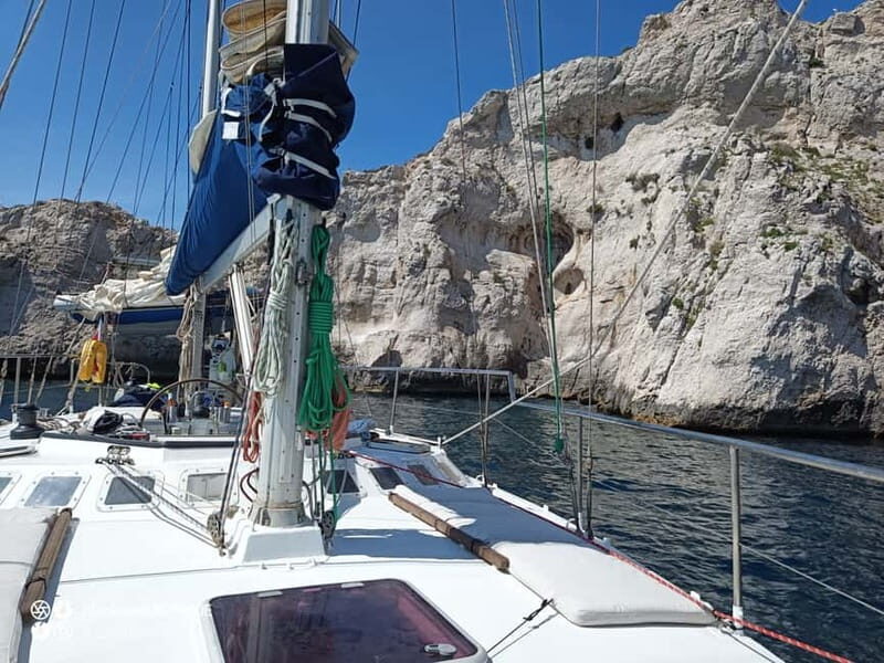 Marseille: Frioul Calanques Sailing Initiation with Swimming - What Makes This Tour Special?