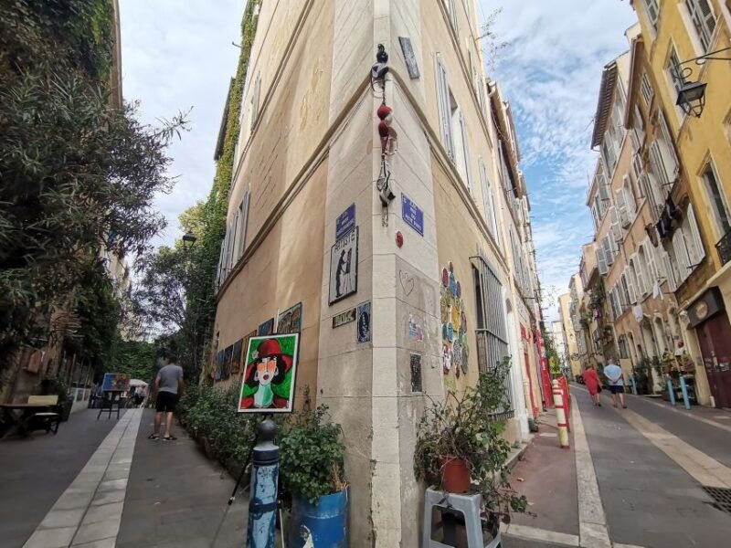marseille-guided-petanque-game-with-local-aperitif