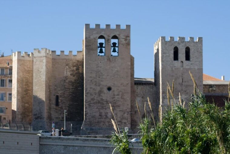 marseille-panier-notre-dame-de-la-garde-half-day-tour