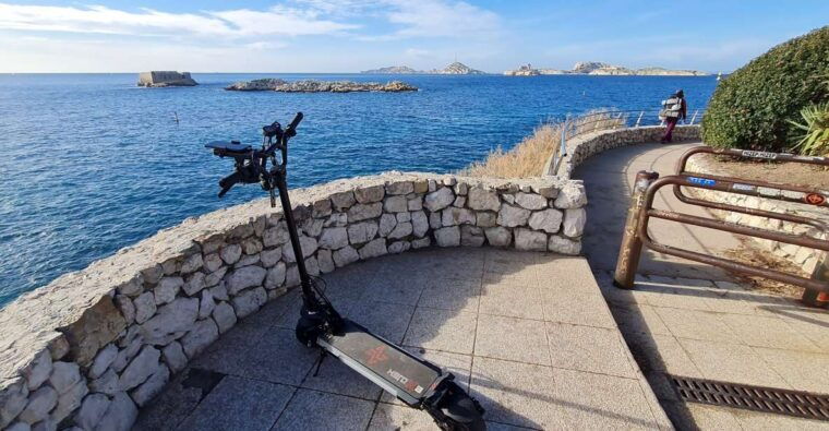marseille-self-guided-smartphone-tour-by-e-scooter
