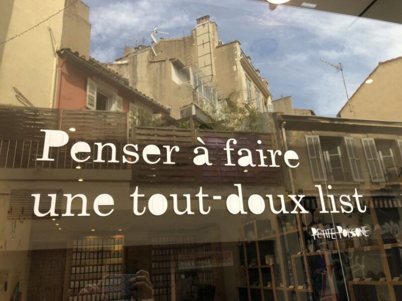 marseille-street-art-walking-tour-and-local-drink