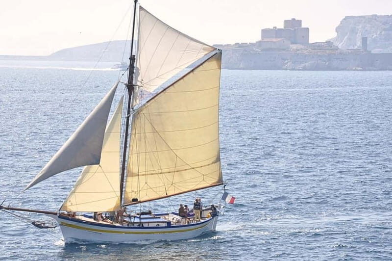 Marseille: sunset sailing, buffet, and Provence wines - Culinary Experience: Buffet and Provençal Wines