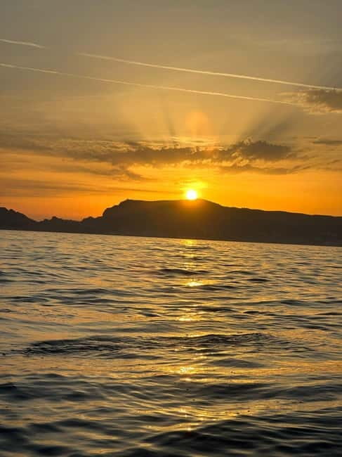 Marseille : Sunset Stand up paddle - Why This Tour Offers Great Value