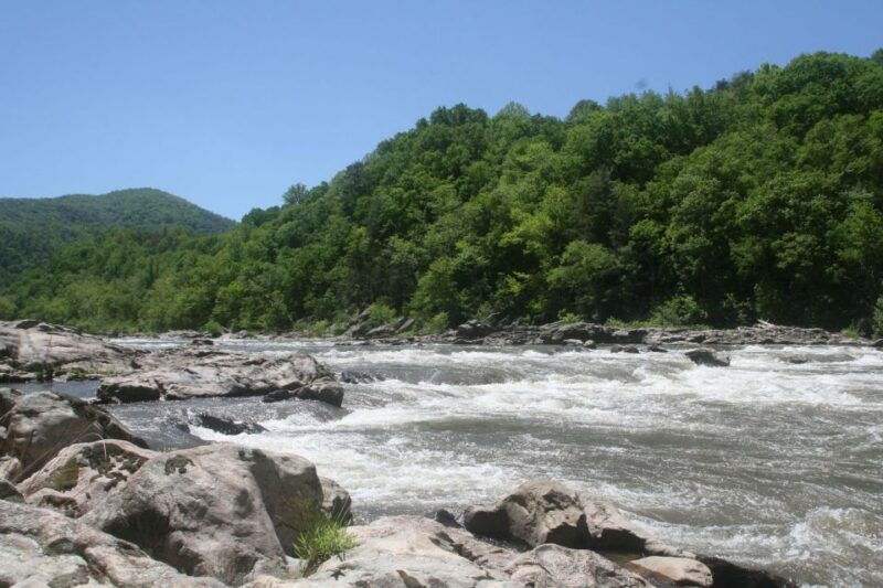 marshall-french-broad-whitewater-river-rafting-experience