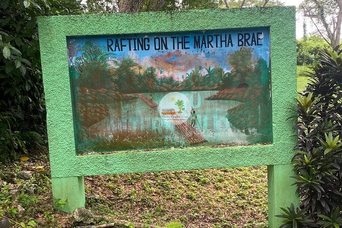 martha-brae-bamboo-rafting-experience-from-montego-bay