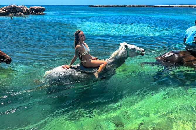 martha-brae-bamboo-river-rafting-horse-back-riding-private-tour