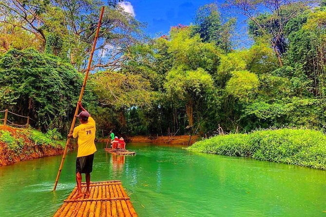 martha-brae-rafting-experience-from-montego-bay