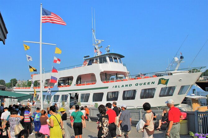 marthas-vineyard-daytrip-from-boston-with-round-trip-ferry-island-tour-option