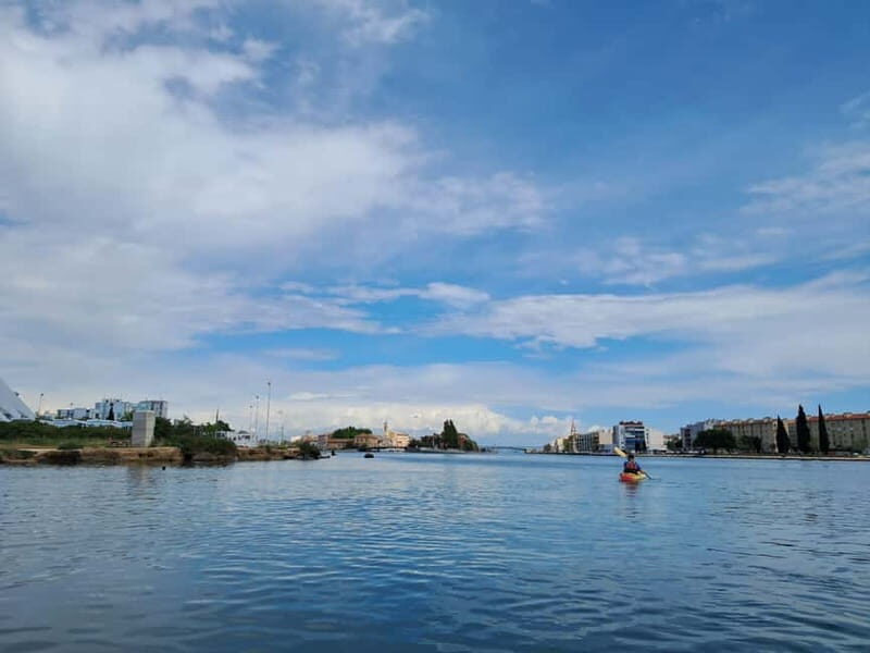 Martigues: Kayak trip on the canals - What to Expect During the Kayak Trip