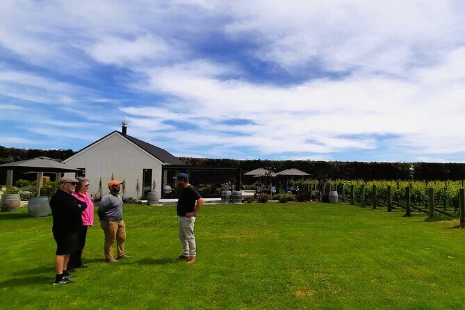 Martinborough Winery and Foodie Day Tour with vineyard lunch - FAQ