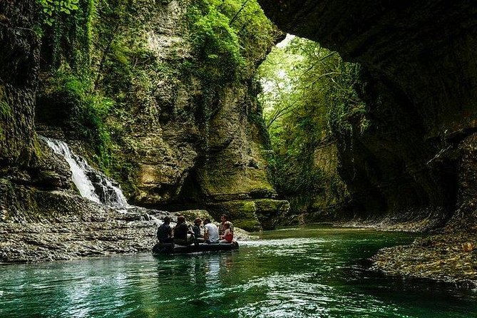 martvili-okatse-caves