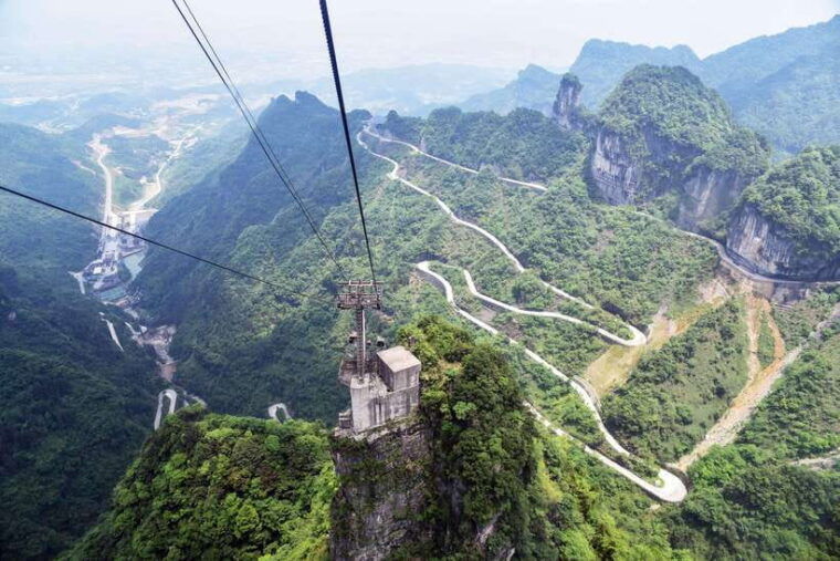 marvelous-zhangjiajie-day-tour-with-national-forest-park