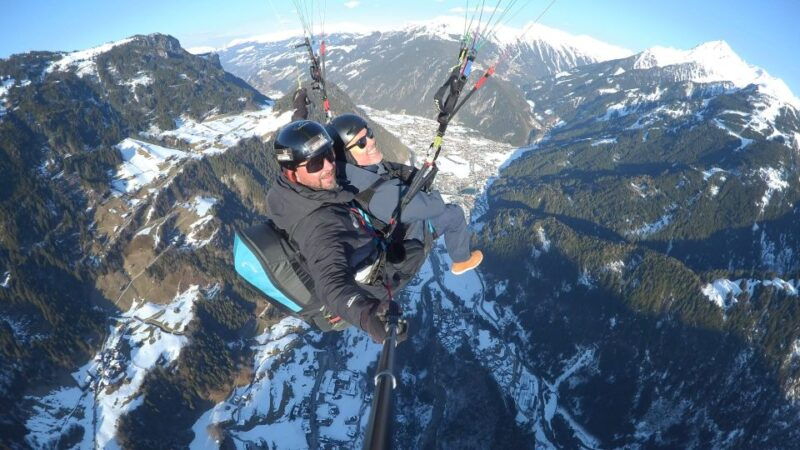 maryhofen-private-tandem-paragliding-flight-for-beginners