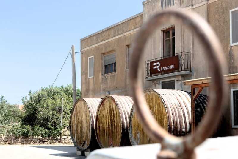 marzamemi-fr-lovers-wine-tasting-tour-at-ramaddini