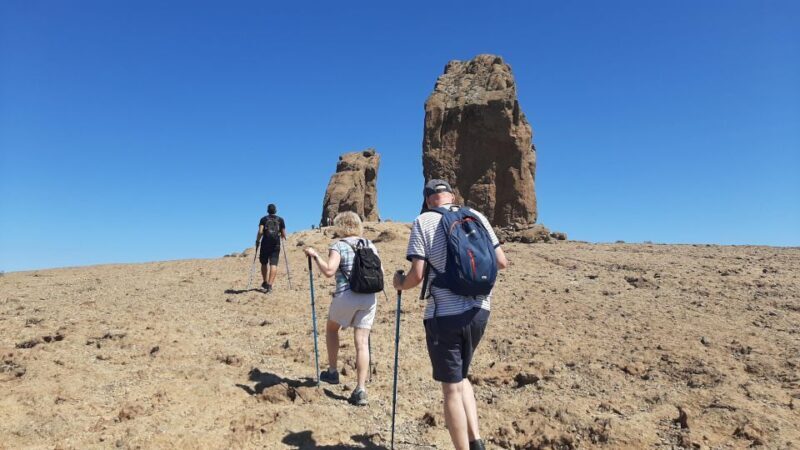 Maspalomas: Roque Nublo - hiking on volcanoes by Sky Rebels - A Closer Look at the Roque Nublo Experience