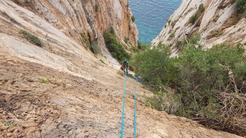masua-porto-flavia-canal-dry-canyoning