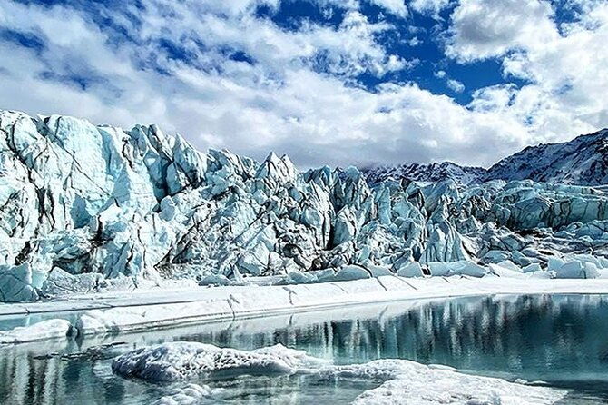 matanuska-glacier-hike-with-lunch-summer-winter