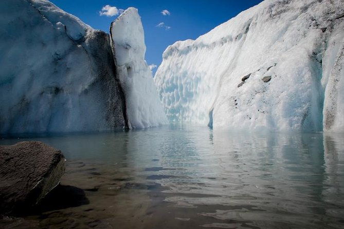 matanuska-glacier-ice-fall-trek