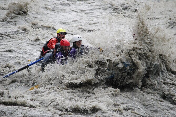 matanuska-glacier-midnight-sun-run-whitewater-rafting
