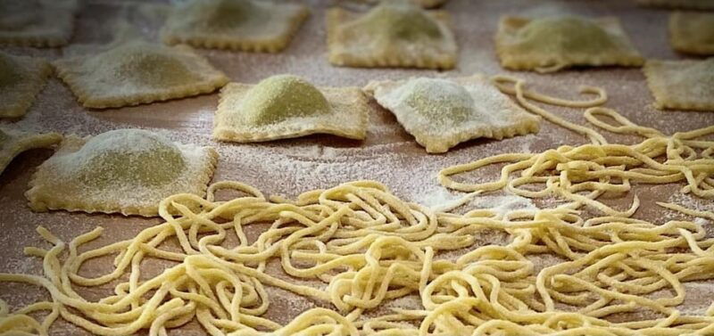 matera-cooking-class-lunch-with-wine-into-olive-grove