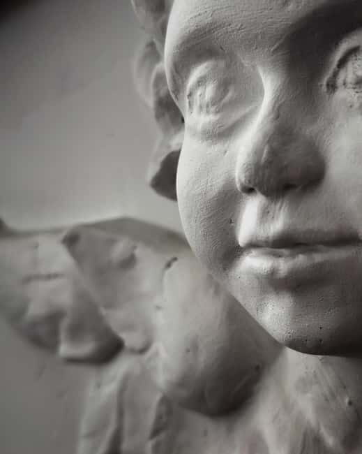 Matera. Paper mache workshop with the artisans of the Bruna float - Who Should Consider This Experience?