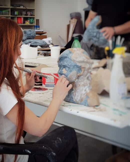 Matera. Paper mache workshop with the artisans of the Bruna float - FAQ