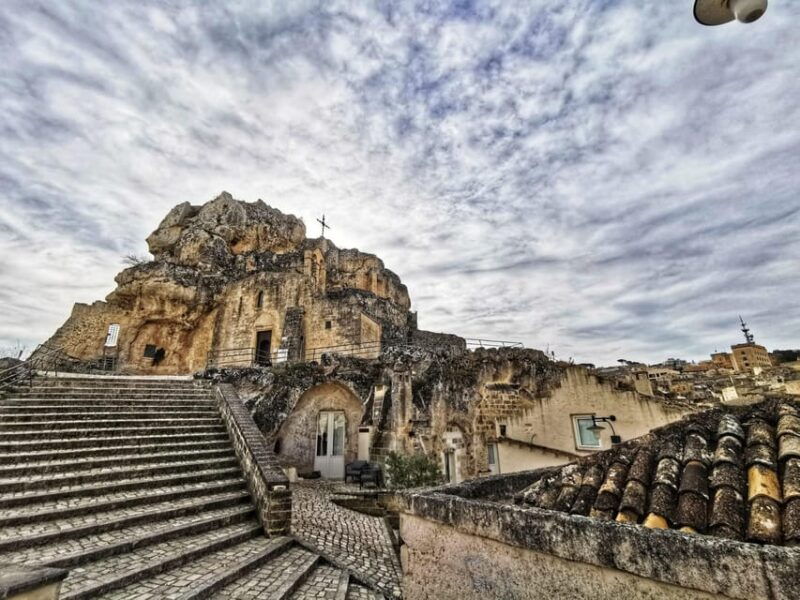 matera-walking-tour-with-entries-in-cave-house-and-church