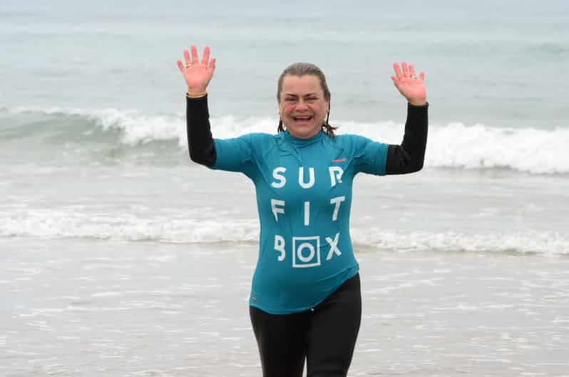 matosinhos-best-surf-lesson-with-all-equipment