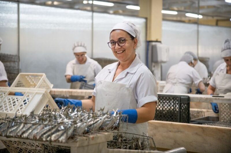 matosinhos-conservas-pinhais-factory-tour