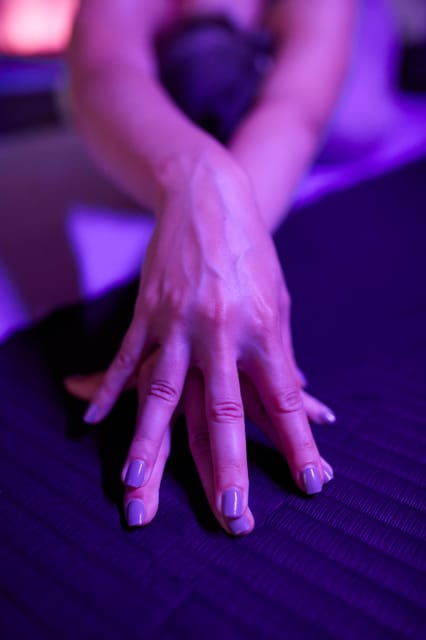 matosinhos-private-hot-yoga-class-for-bachelor-ette-parties