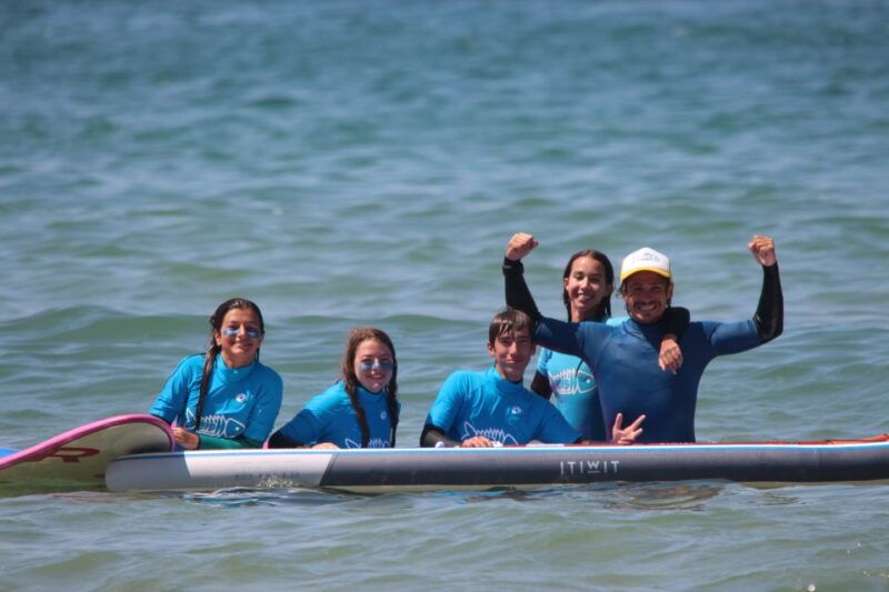 matosinhos-surfing-lesson-with-equipment
