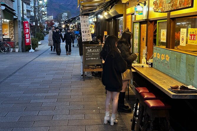 matsumoto-castle-sake-food-walking-tour-in-nagano-2