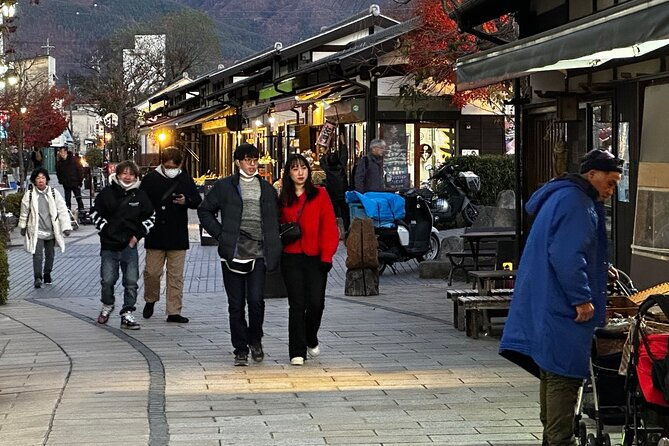 matsumoto-castle-sake-food-walking-tour-in-nagano-2