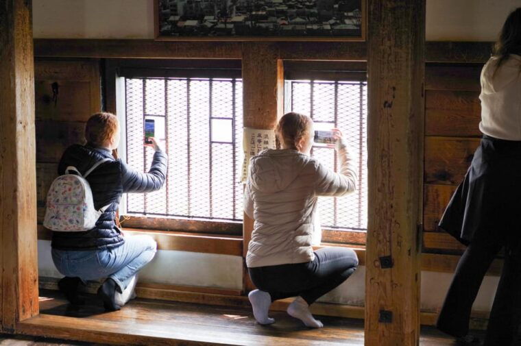 matsumoto-castle-sake-food-walking-tour-in-nagano