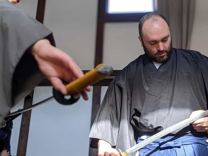 matsumoto-castle-tour-samurai-experience