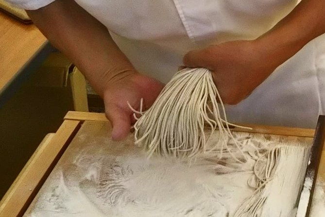 matsumoto-castle-tour-soba-noodle-experience