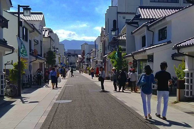 matsumoto-discovery-half-day-walking-tour