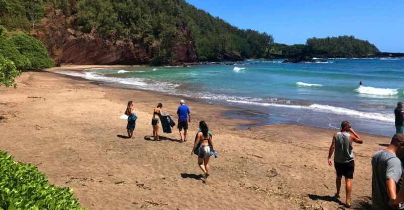 maui-custom-elite-tour-with-escalade-meals