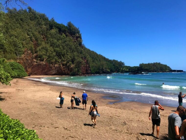 maui-custom-elite-tour-with-escalade-meals