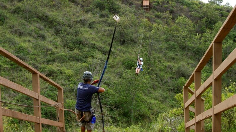 maui-kaanapali-8-line-zipline-adventure