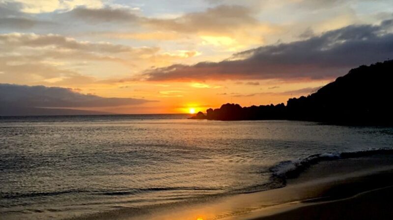 Maui: Ka'anapali Luxury Sunset Cocktail Sail with Open Bar - What to Expect During the Cruise